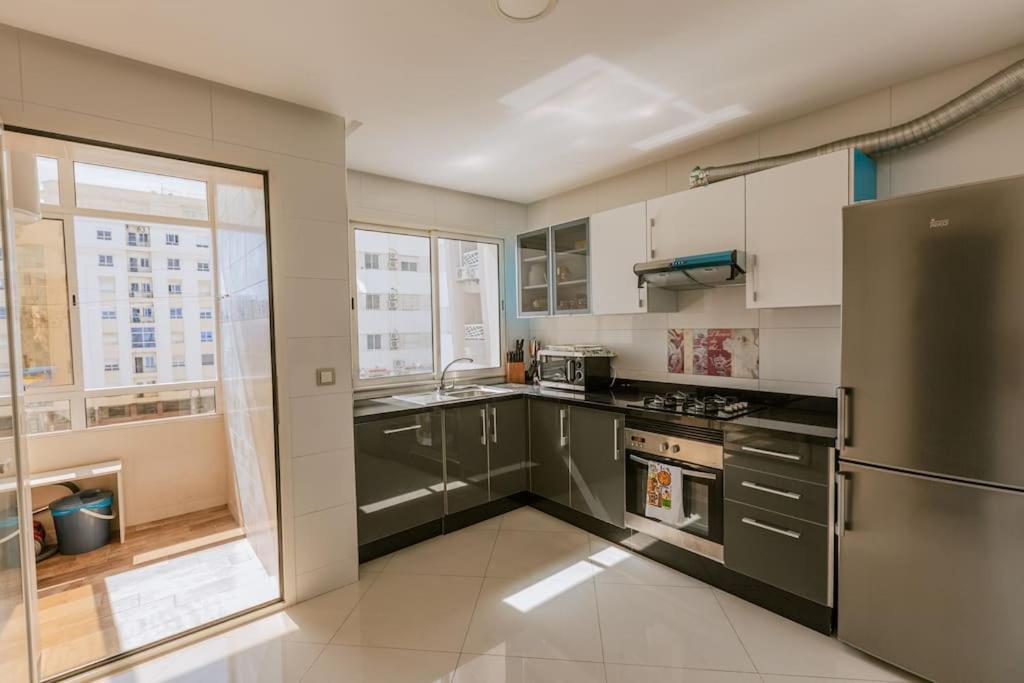 Central 2-Bedrooms Near Beach & Dining Tanger Eksteriør bilde